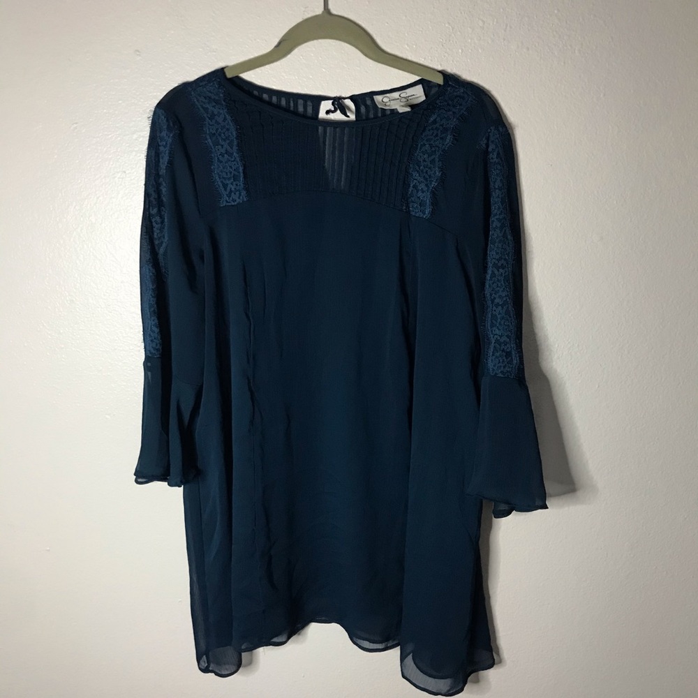 Jessica Simpson maternity top, lace trim 3/4 sleeve M